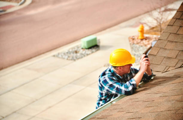 Best Roof Gutter Cleaning  in Edgerton, WI